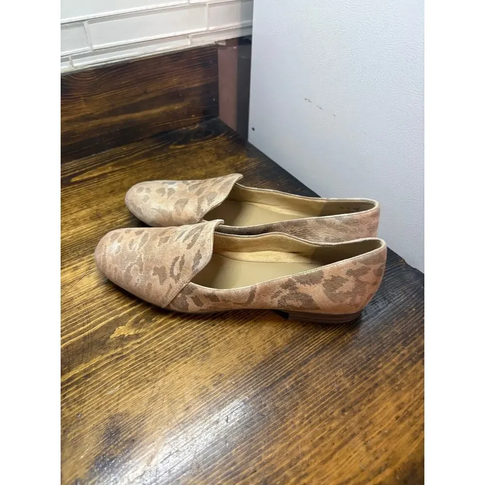 Naturalizer Tan‎ Animal Print Loafers Size 7